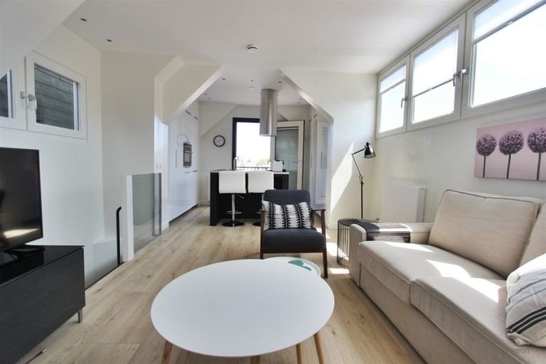 Gerenoveerd appartement met grachtzicht in de Jordaan - Afbeelding 4