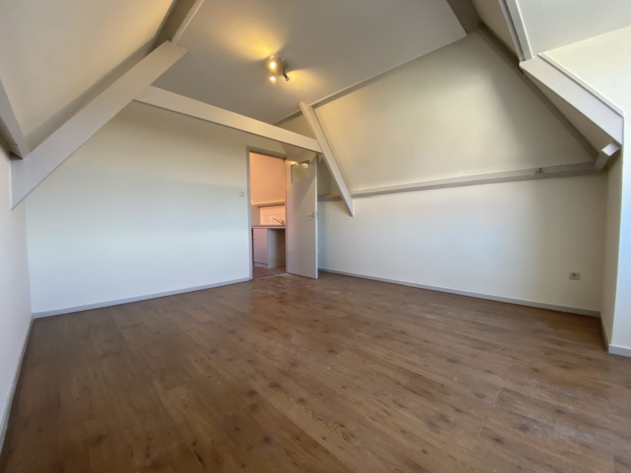 Licht dubbelbovenhuis met terras aan de Suezkade - Afbeelding 18