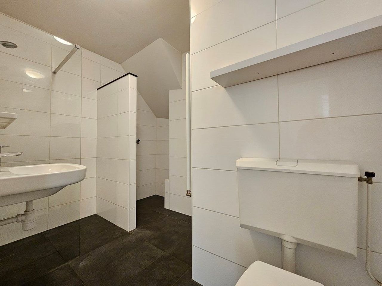 Licht appartement Stadionkade met balkon op zuid - Afbeelding 12