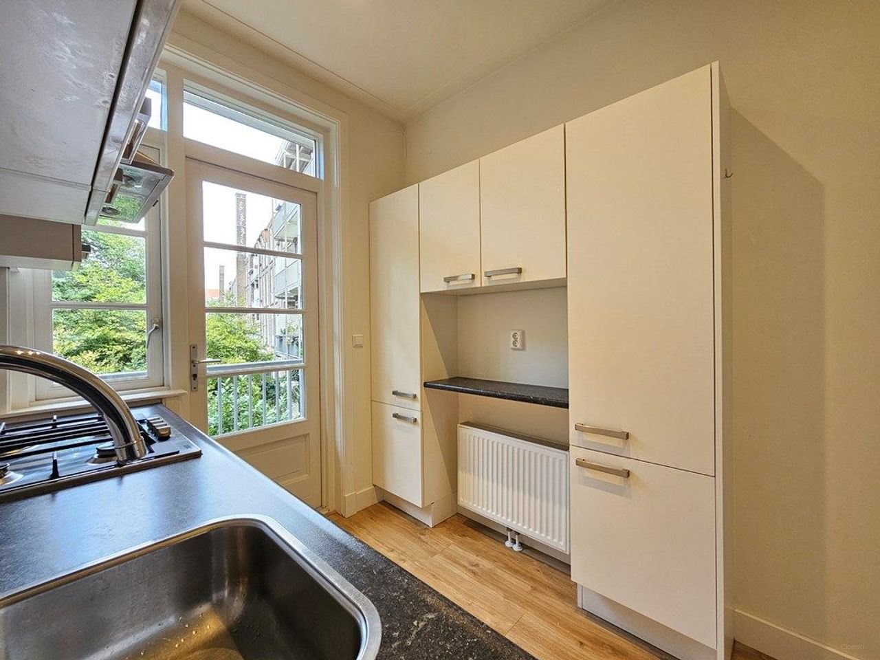 Licht appartement Stadionkade met balkon op zuid - Afbeelding 15