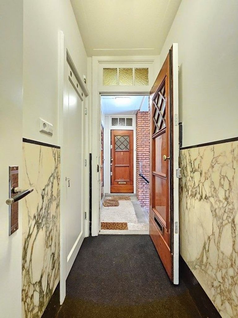 Licht appartement Stadionkade met balkon op zuid - Afbeelding 1