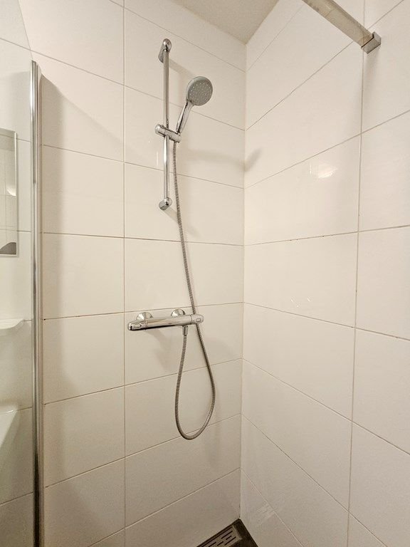 Licht appartement Stadionkade met balkon op zuid - Afbeelding 11