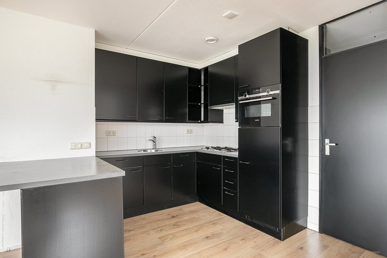 Living by the water: 140m² in Laguna - Image 5