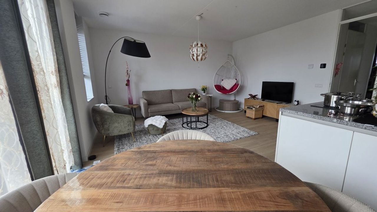 Licht 81m² appartement met kookeiland - Afbeelding 9