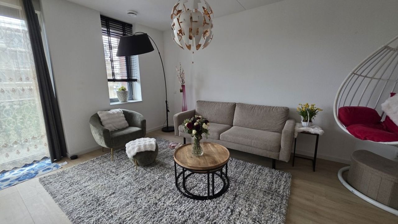 Licht 81m² appartement met kookeiland - Afbeelding 8