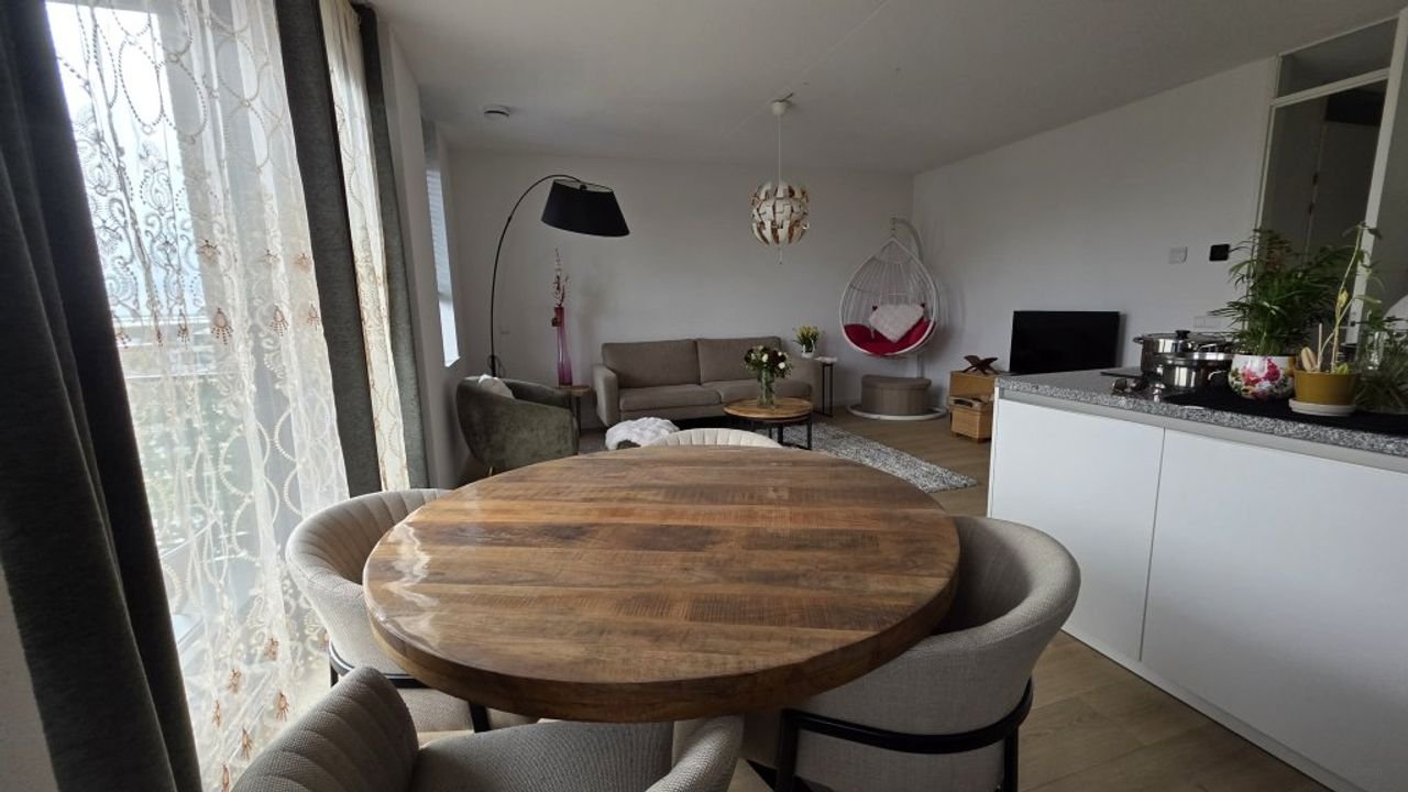 Licht 81m² appartement met kookeiland - Afbeelding 10
