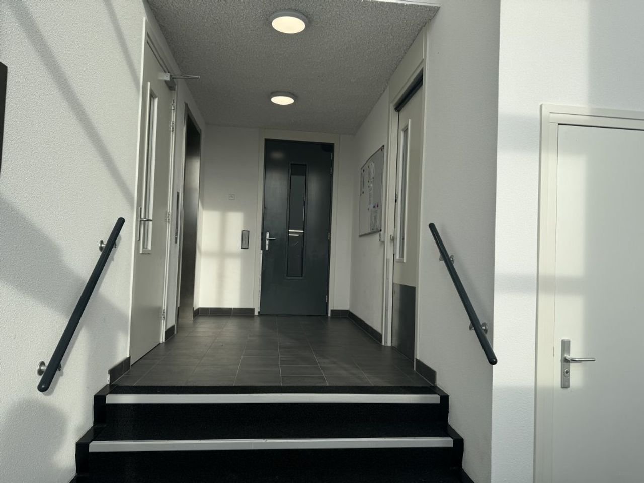 Licht 81m² appartement met kookeiland - Afbeelding 3