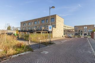 Stadswoning met dakterras en parkeerplek - Afbeelding 4