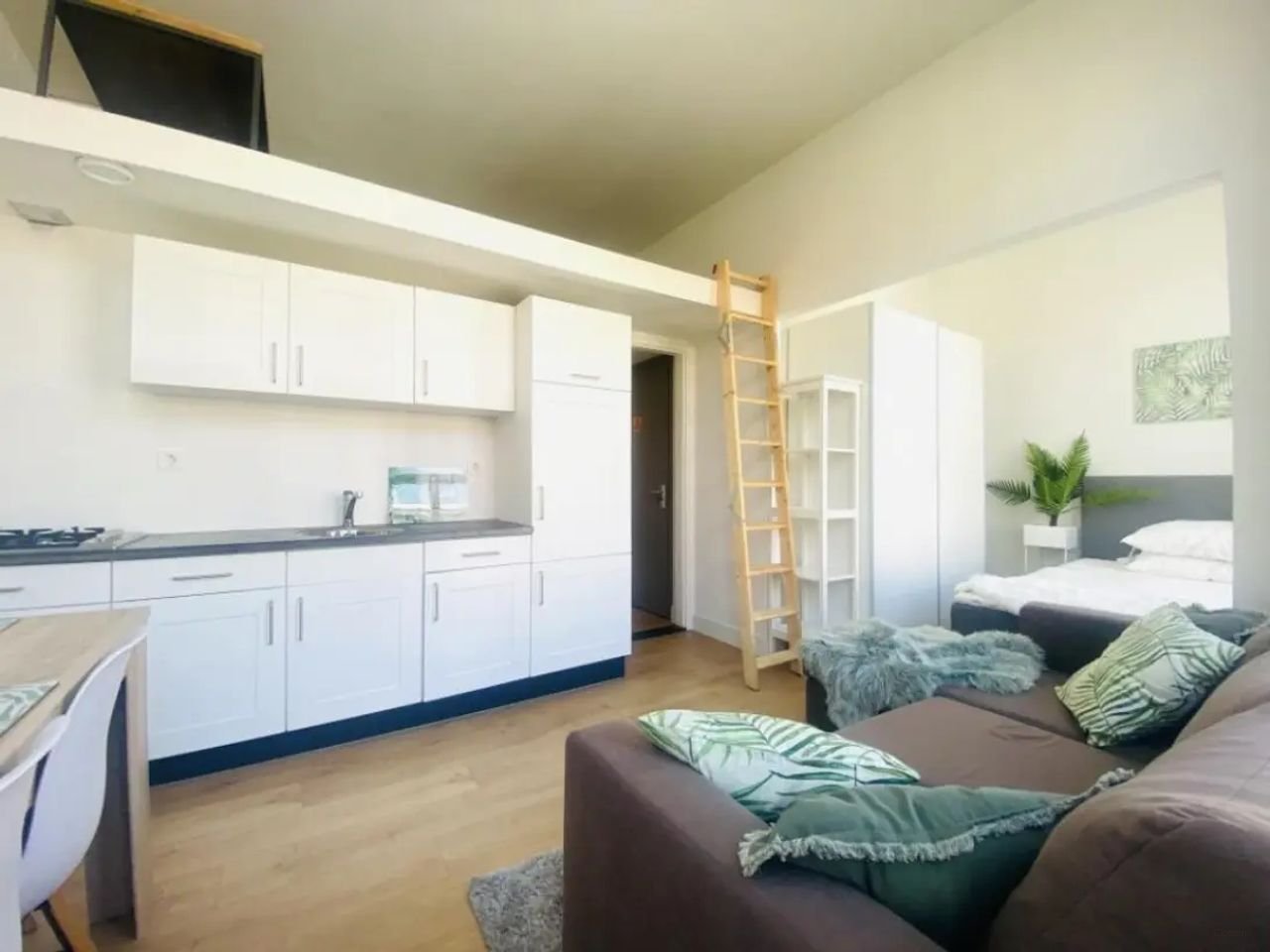 Studio met A+ label in hartje Zeeheldenkwartier - Afbeelding 1