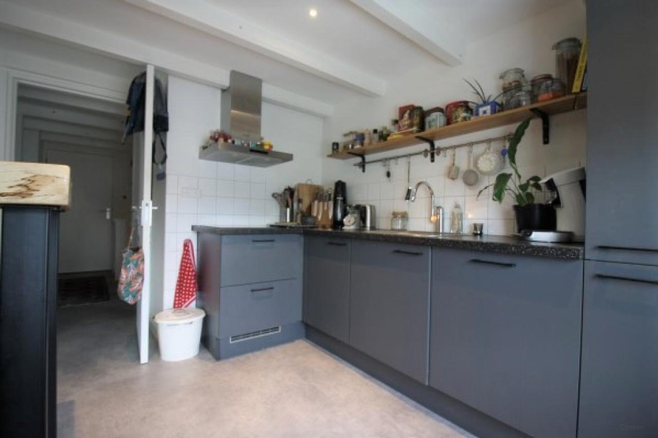 2-kamerappartement vlak bij centrum - Afbeelding 7