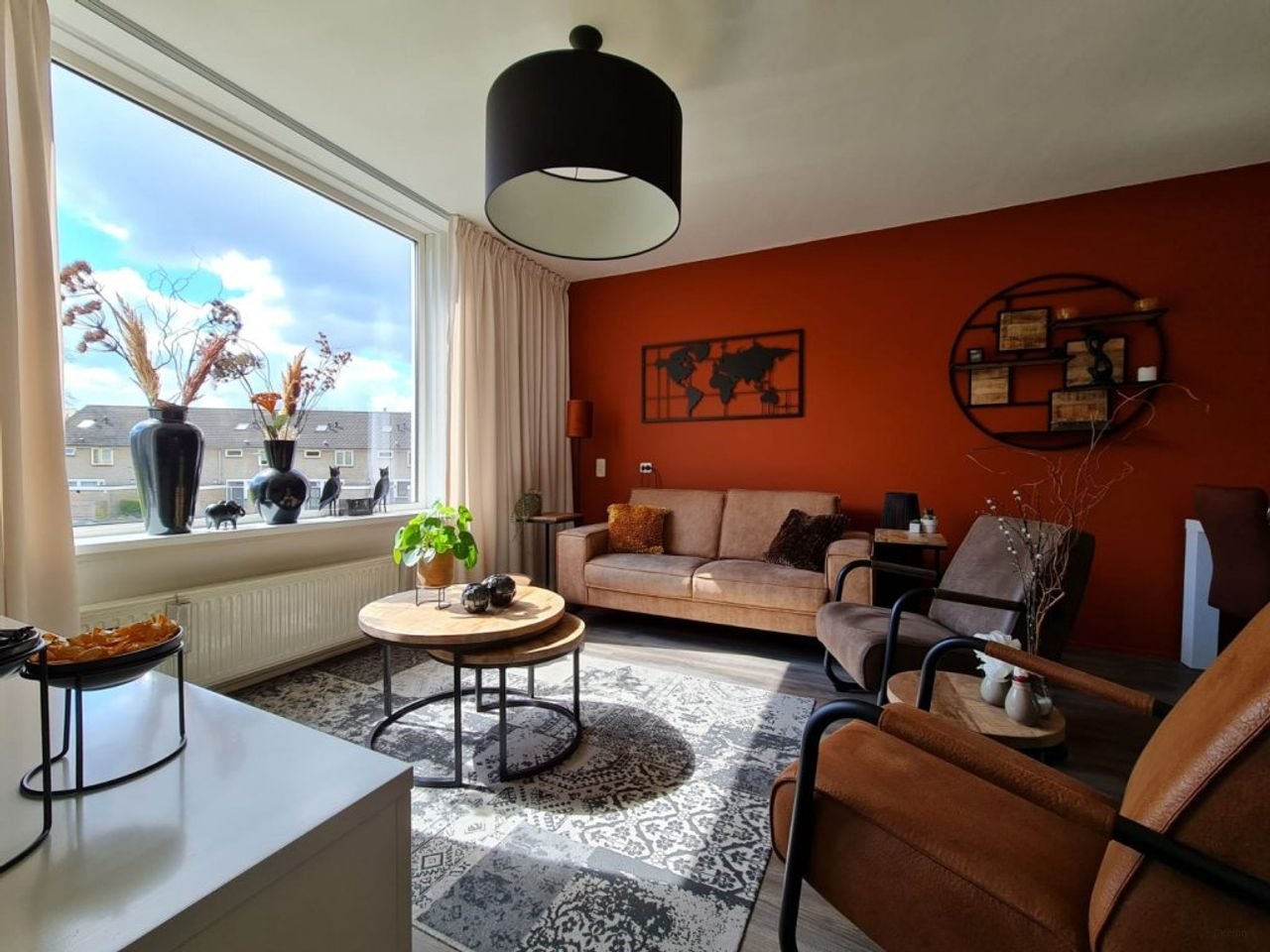 Furnished apartment with balcony - Image 3