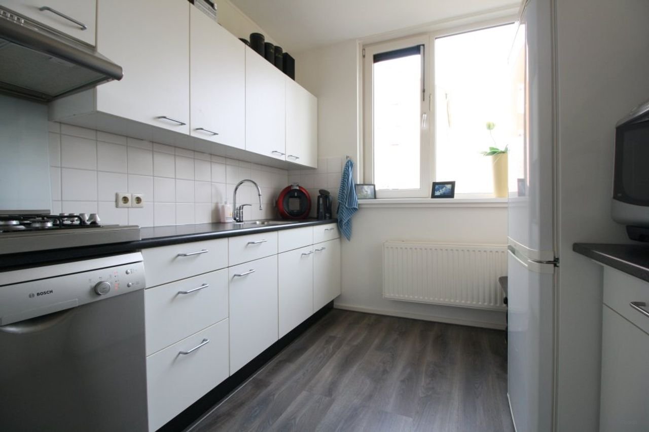 Furnished apartment with balcony - Image 11