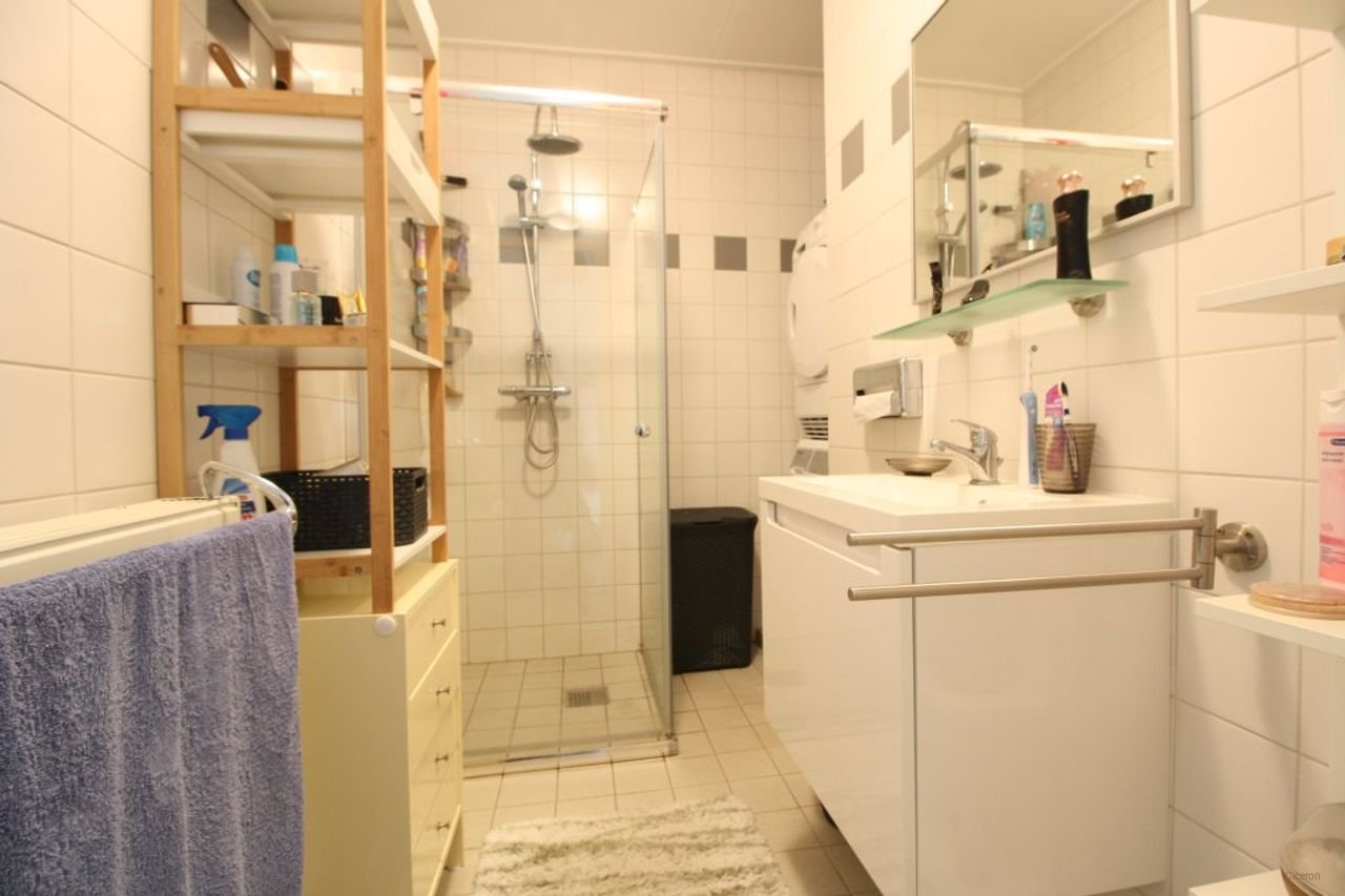 Furnished apartment with balcony - Image 14
