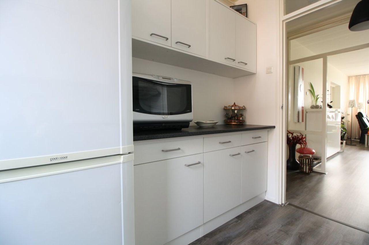 Furnished apartment with balcony - Image 12