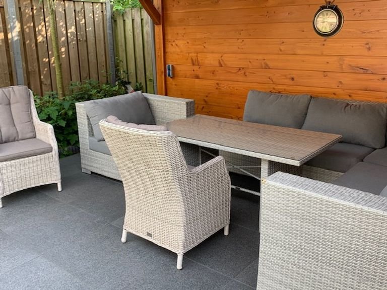 Spacious family home in Acht - Image 15