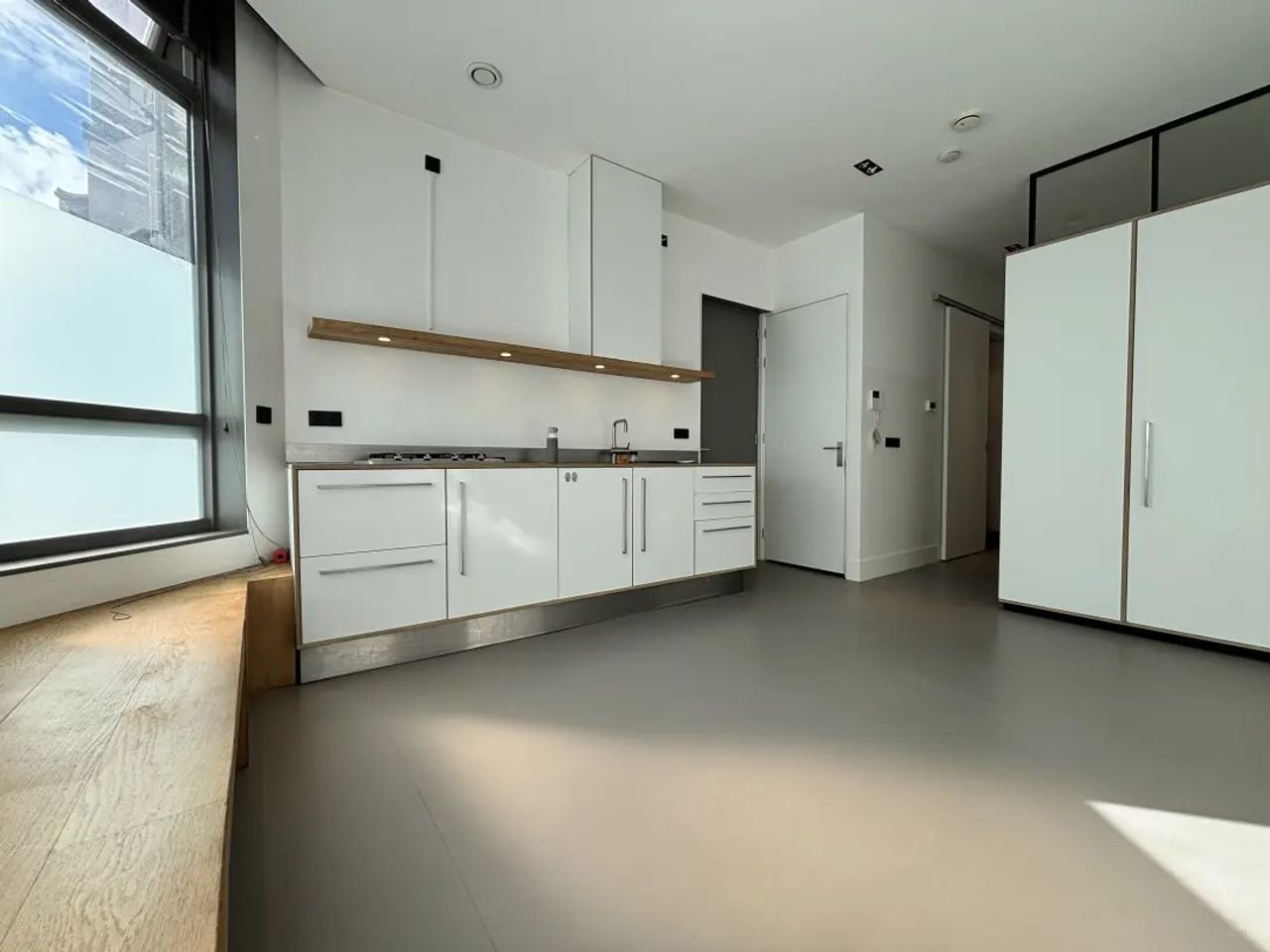 Slim ingedeelde studio met A-label aan de Valkenboslaan - Afbeelding 4