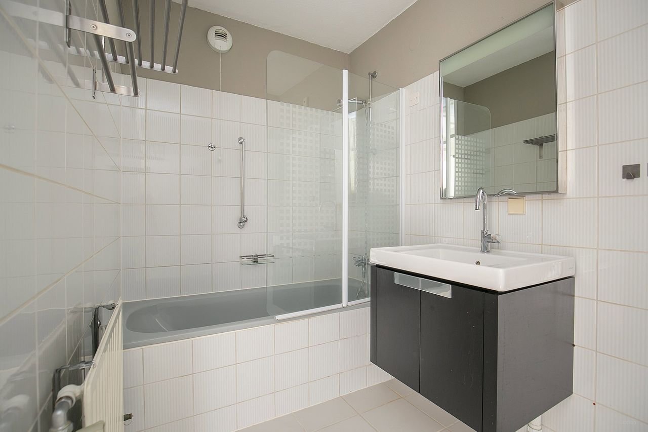 Ruim 3-kamer appartement in het groen - Afbeelding 11