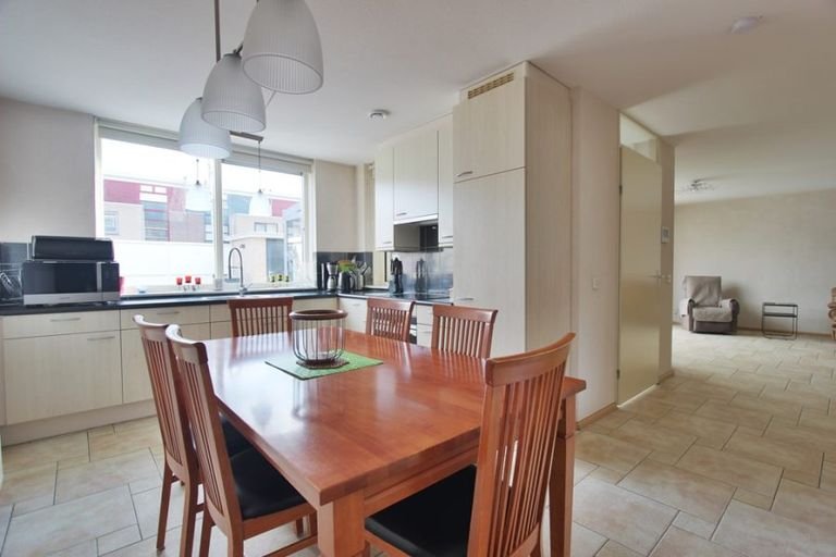 Gemeubileerd herenhuis met serre en tuin - Afbeelding 11