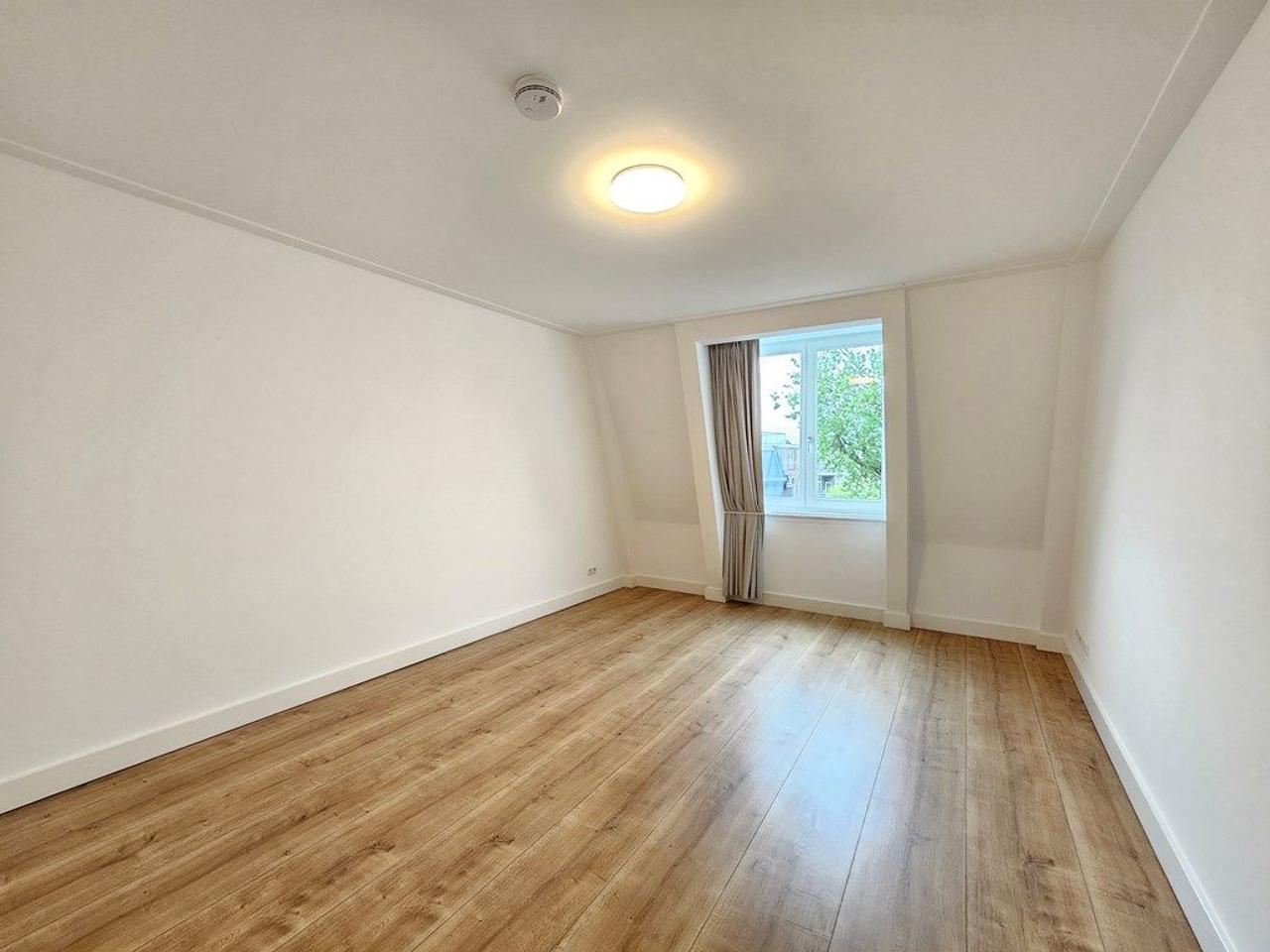 96 m2 met 2 balkons in De Baarsjes - Afbeelding 8