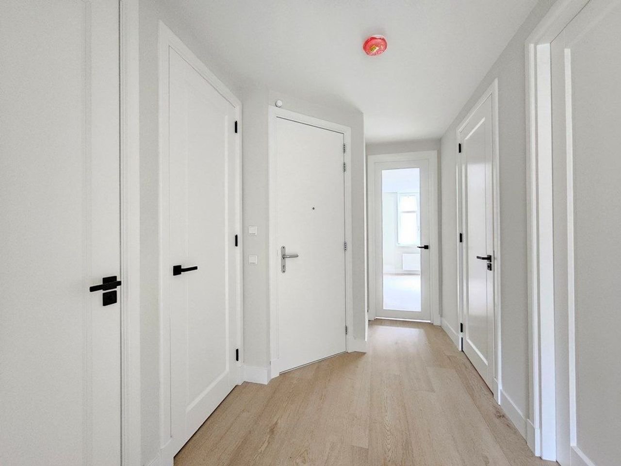 Gerenoveerd appartement bij Westerpark - Afbeelding 6