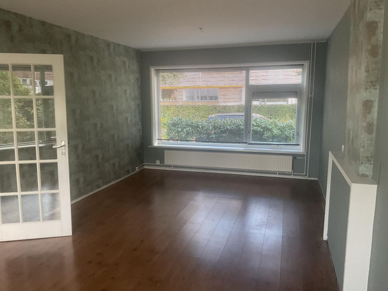 Temporary 4-room home with garden in Assen - Image 1