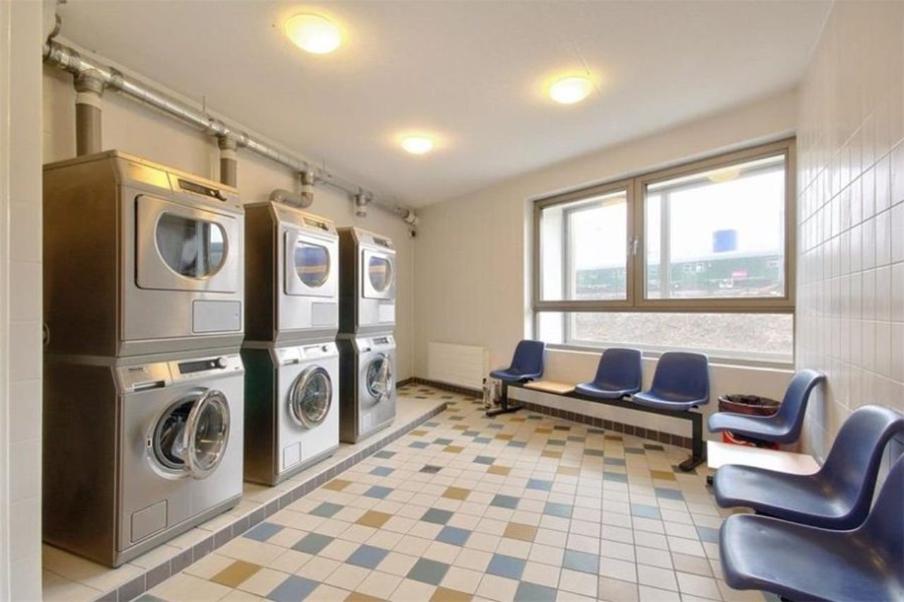 Licht appartement met gym en balkon - Afbeelding 3