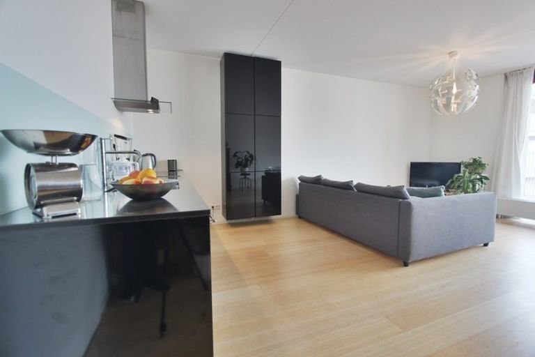 Licht appartement met gym en balkon - Afbeelding 7