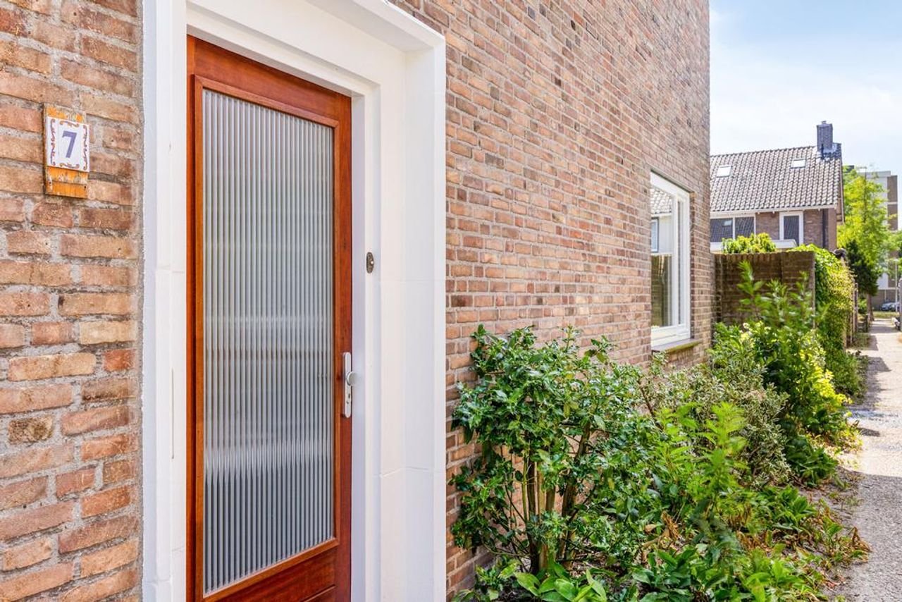 Renovated 5-bedroom house in Meilust - Image 6