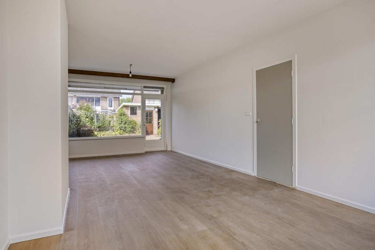 Renovated 5-bedroom house in Meilust - Image 13