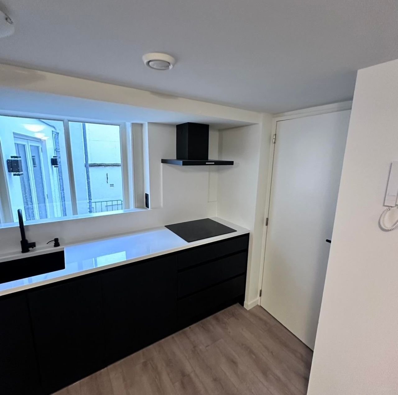 Modern apartment in the heart of Deventer - Image 2