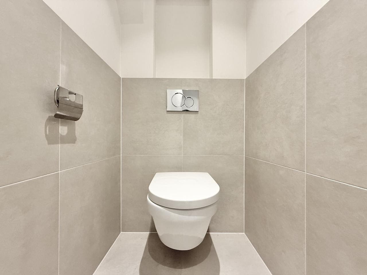 90m² apartment with garden in De Pijp - Image 9
