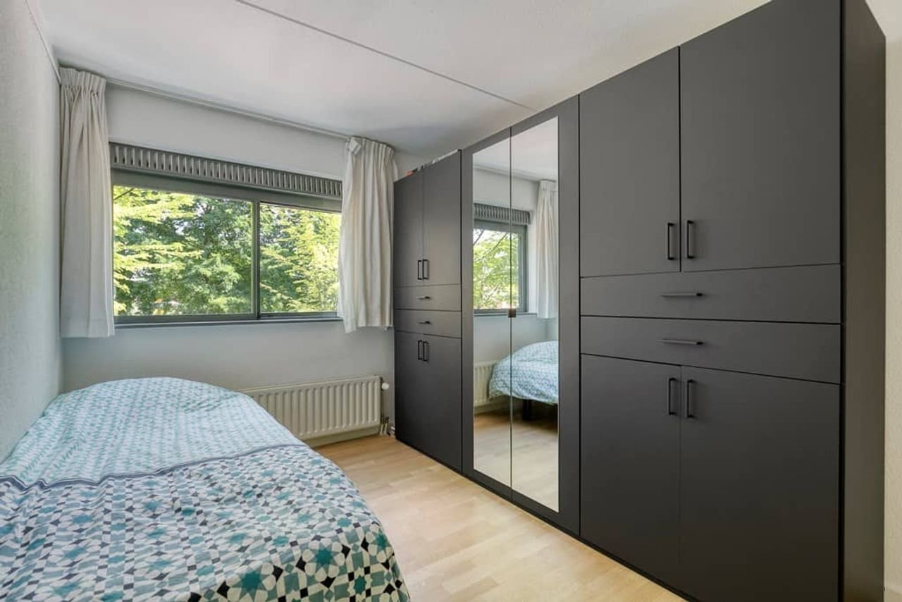 Spacious living in Amstelveen City Centre - Image 15