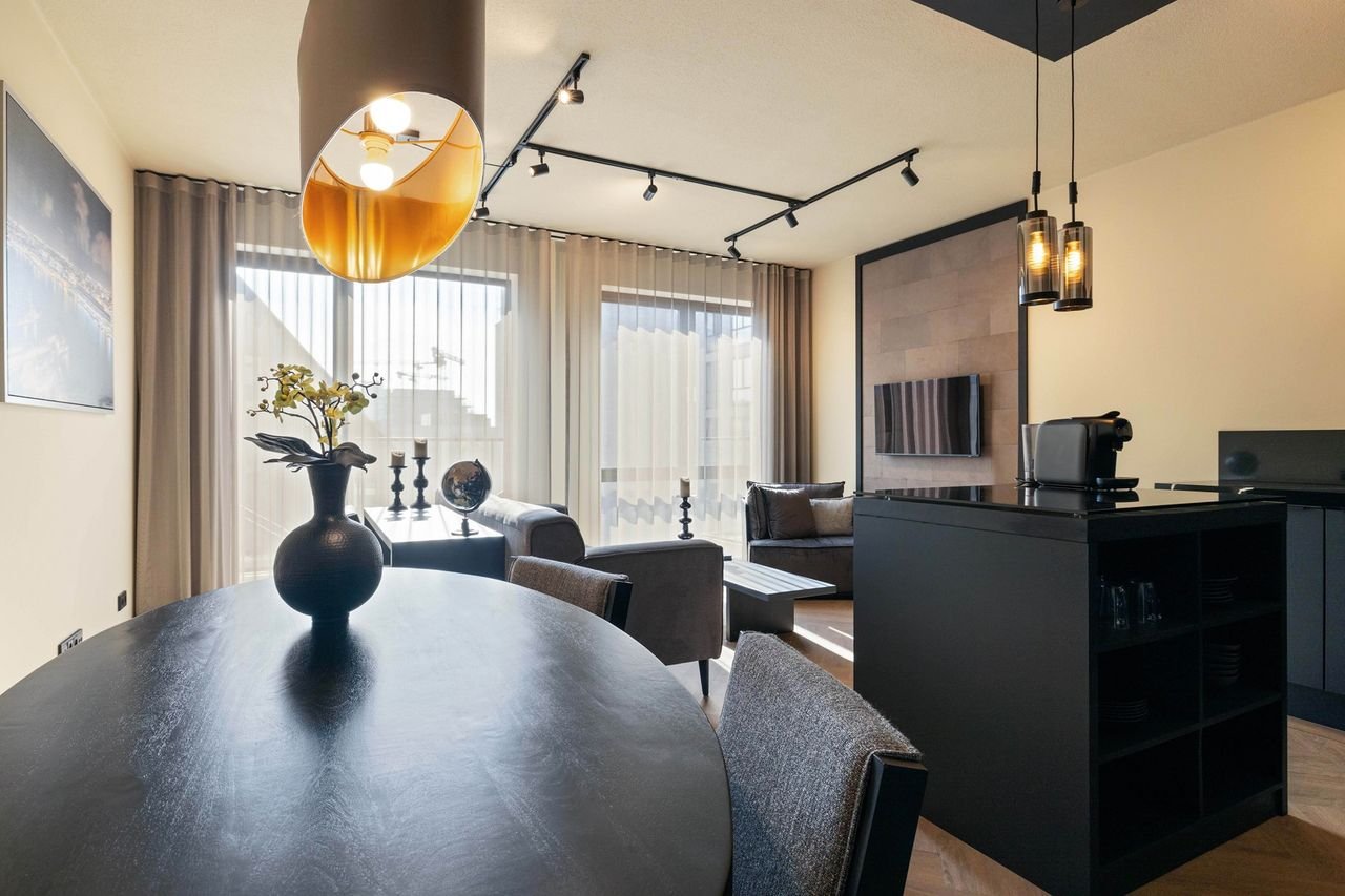 Luxury top-floor apartment in Hyde Park - Image 17