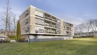 Zonnig appartement met balkon aan de Chabotlaan