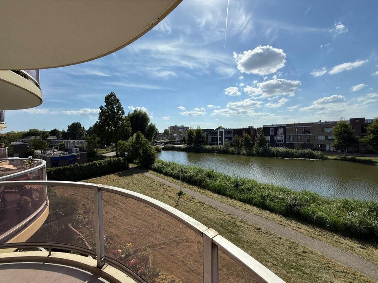 Spacious 4-room apartment: Fuutlaan - Image 38