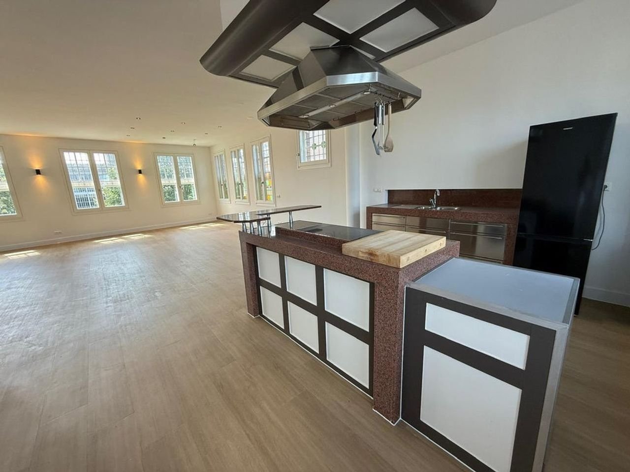 Renovated apartment in the heart of Dordrecht - Image 7