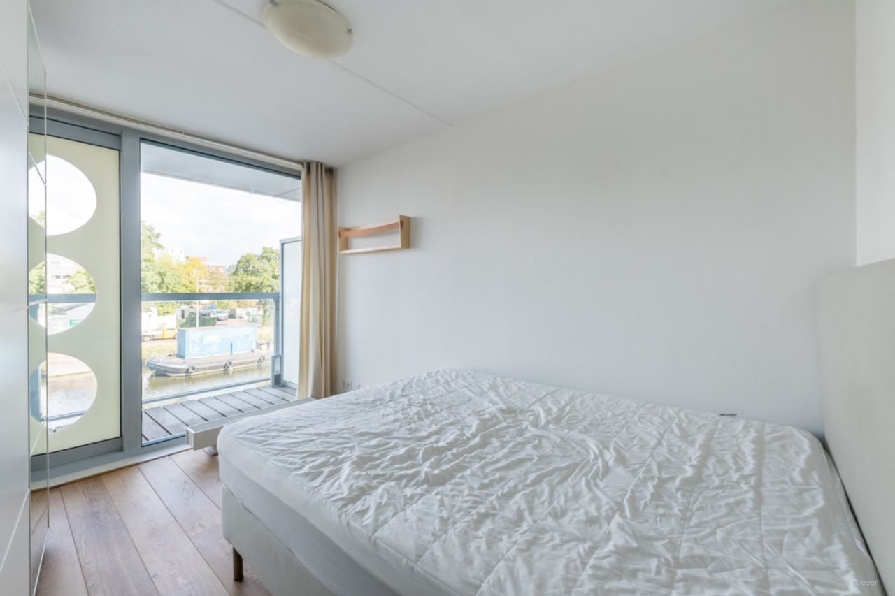 3-kamer appartement met balkon en parking - Afbeelding 7