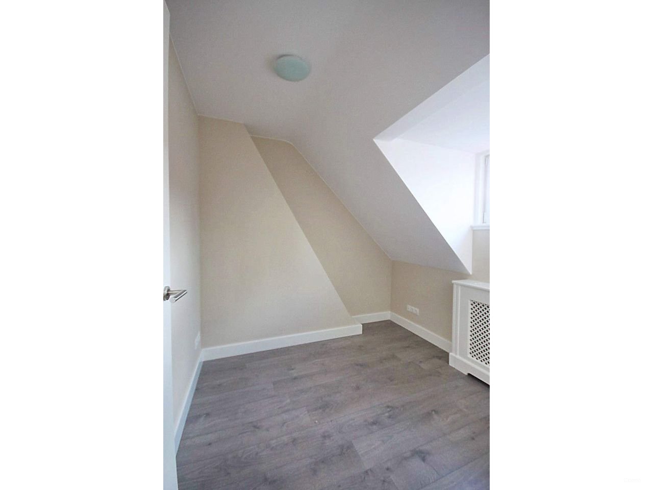 Ruime maisonette met balkon in Laakkwartier - Afbeelding 11