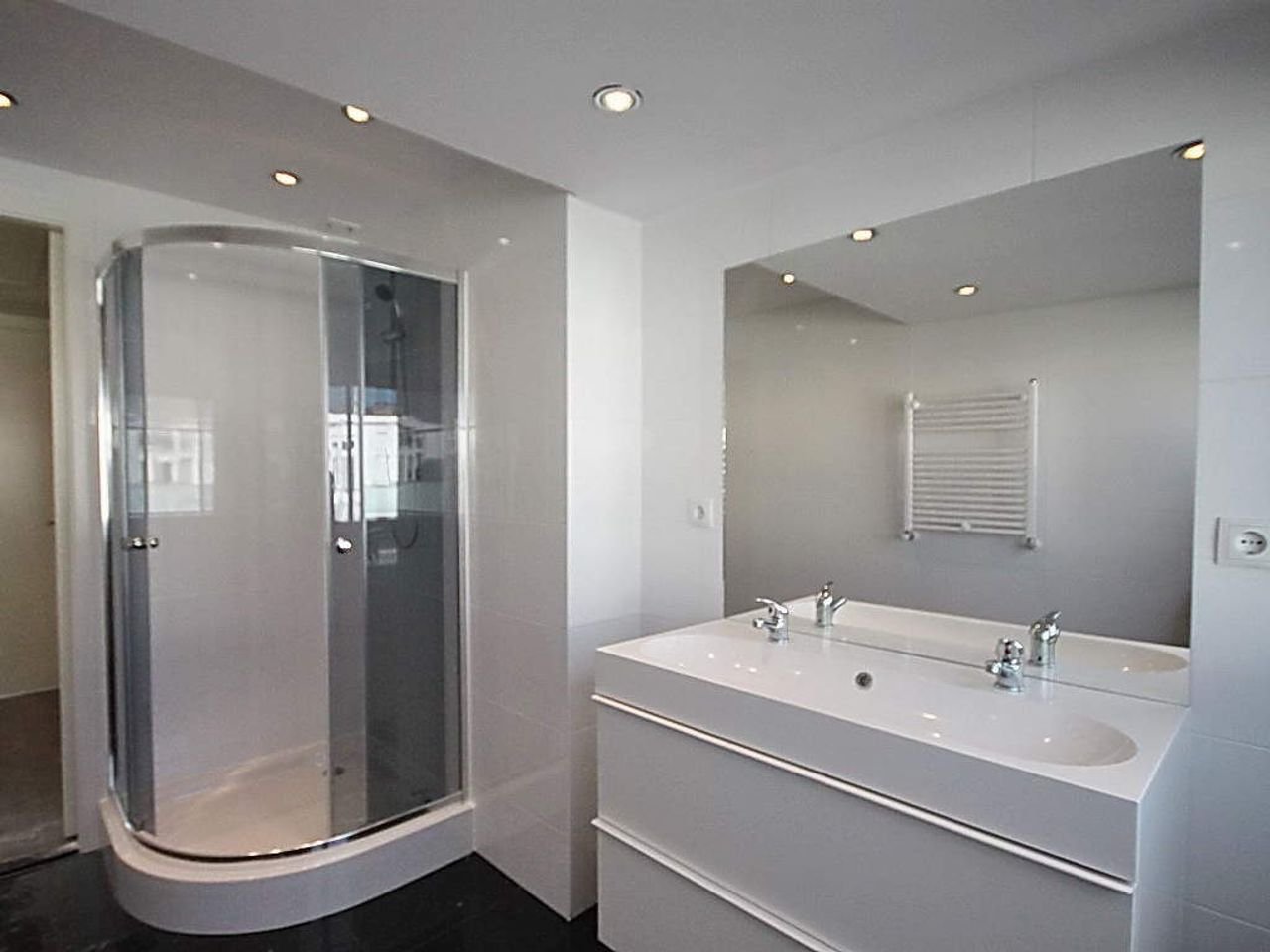 Ruime maisonette met balkon in Laakkwartier - Afbeelding 4