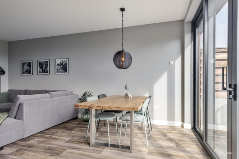 Furnished apartment with terrace - Image 13