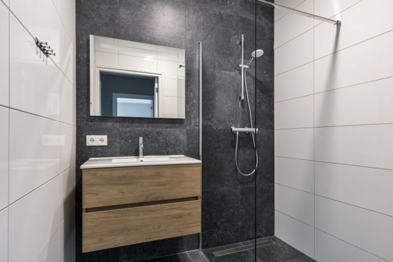 Furnished apartment with terrace - Image 20