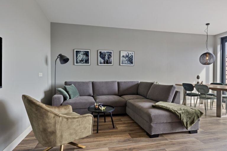 Furnished apartment with terrace - Image 10