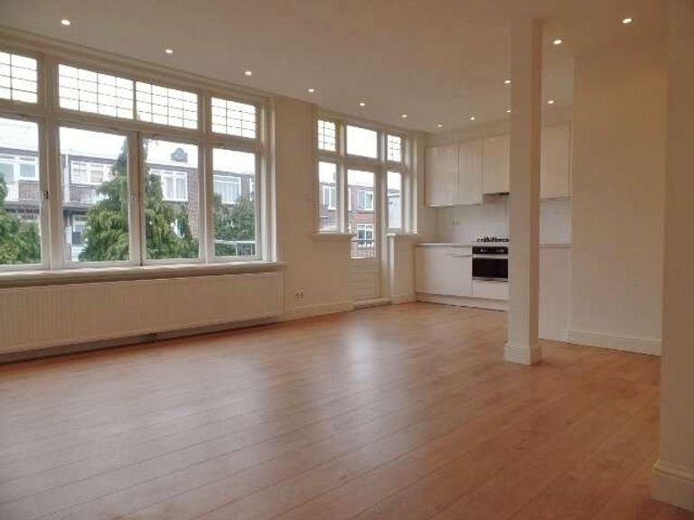 Dubbele bovenwoning Blijdorp: 3 slaapkamers - Afbeelding 1