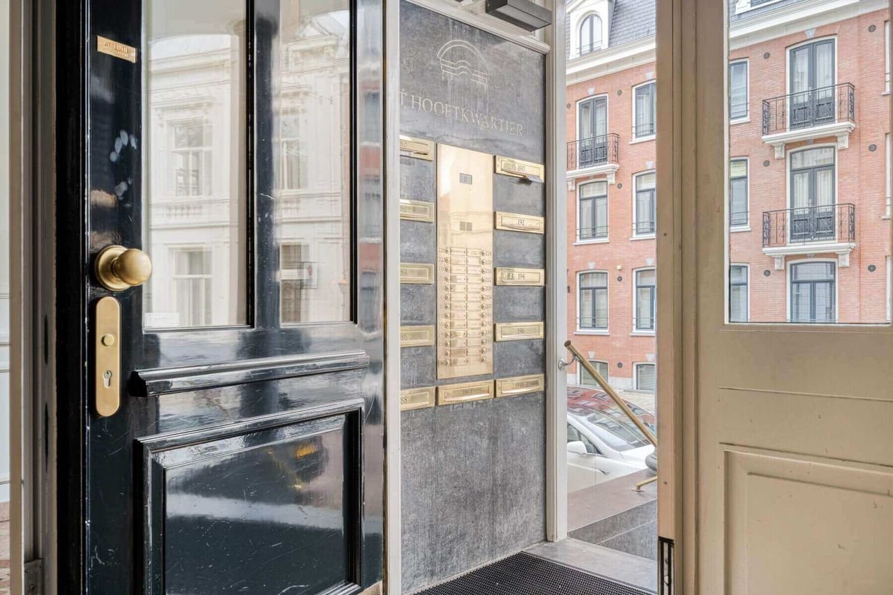 Luxe 142m² aan het Vondelpark met parking - Afbeelding 6