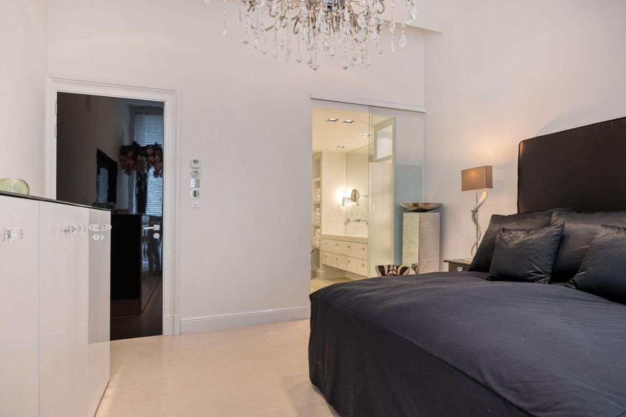 Luxe 142m² aan het Vondelpark met parking - Afbeelding 35