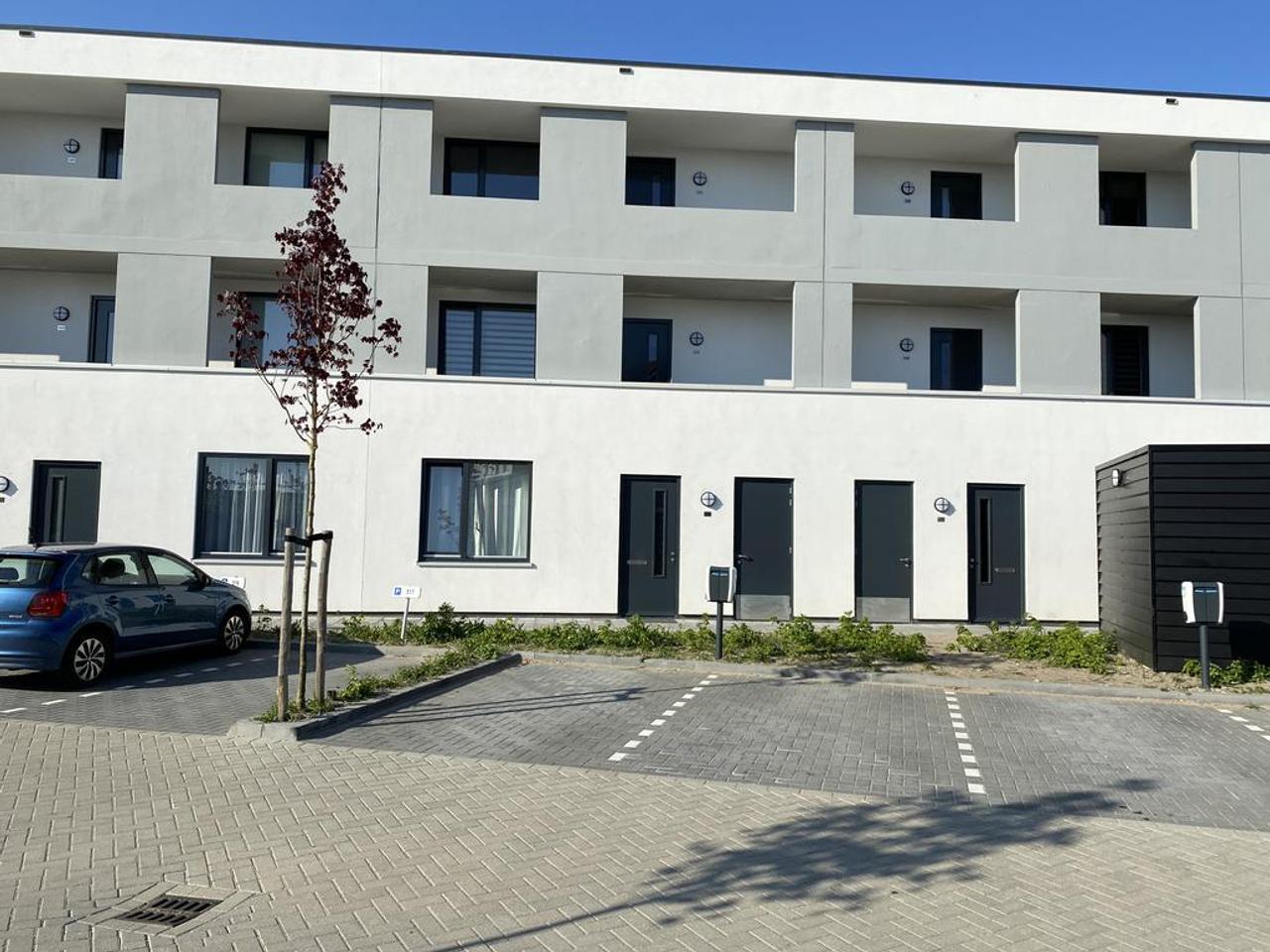 2-Bedroom Apartment with Balcony in Almere Buiten - Image 10