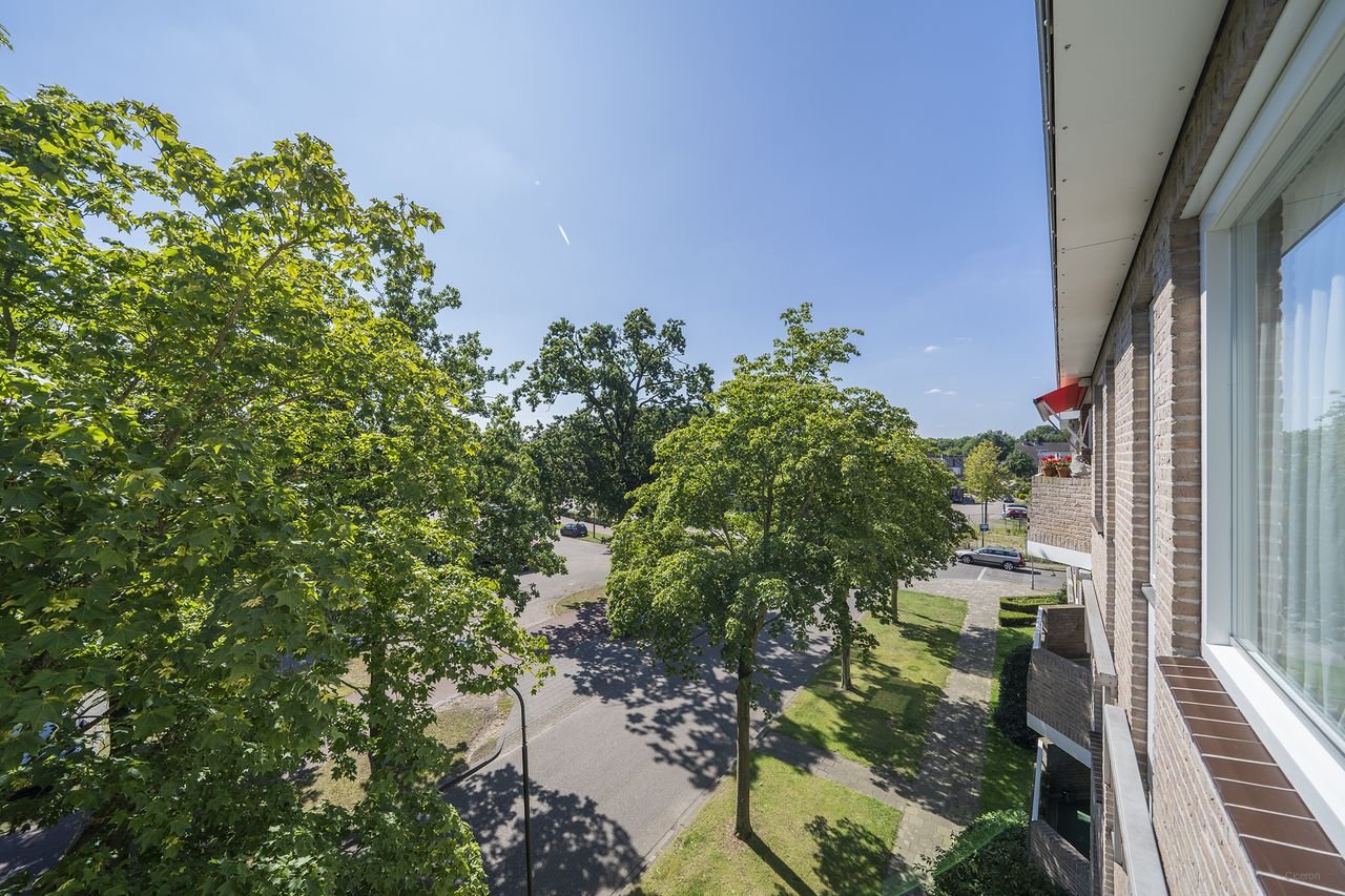 181 m² Maisonette on Vloeiweg - Image 8