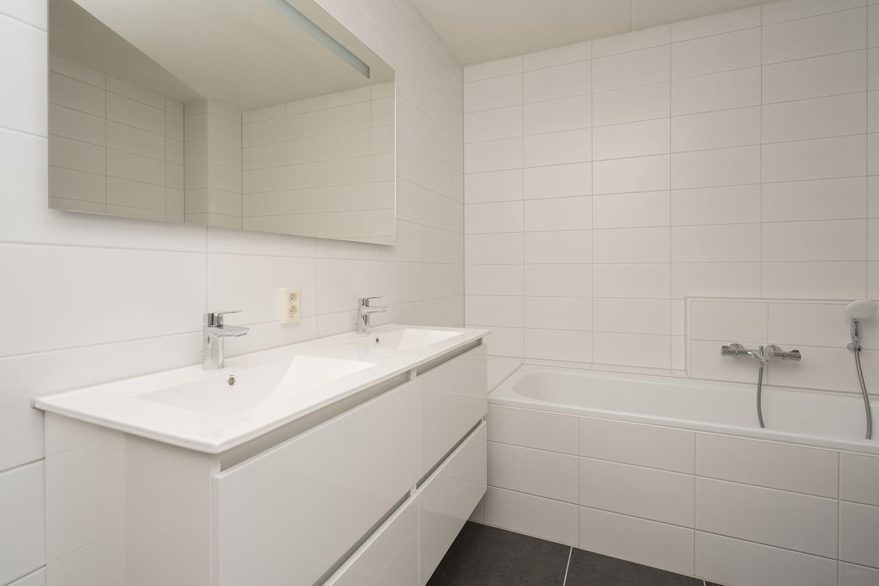 181 m² Maisonette on Vloeiweg - Image 11