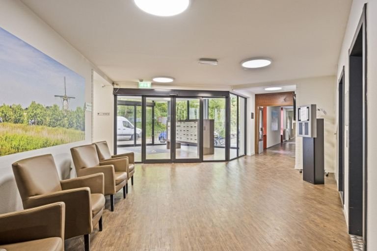 Renovated apartment for 55+ in Heerlen - Image 5