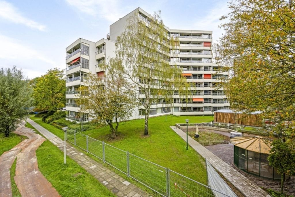 Renovated apartment for 55+ in Heerlen - Image 2